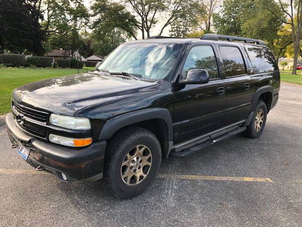 2003 Chevy Suburban Z71 for sale in Rolling Meadows, IL – photo 2