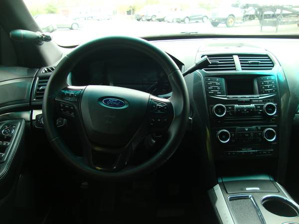 2014 Ford Explorer Police Interceptor (AWD/Excellent Condition/1 for sale in Libertyville, WI – photo 15