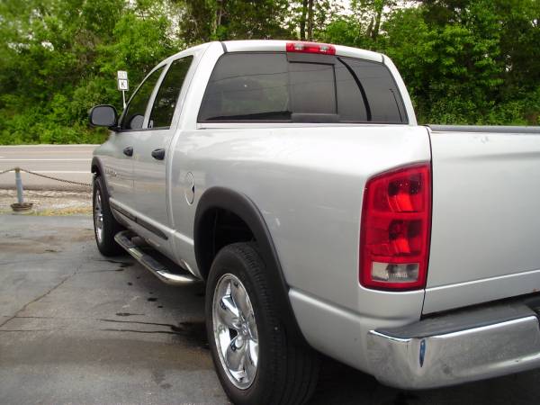 2005 Dodge Ram 1500 4dr Quad Cab 140 5 WB SLT - - by for sale in Imperial, MO – photo 5