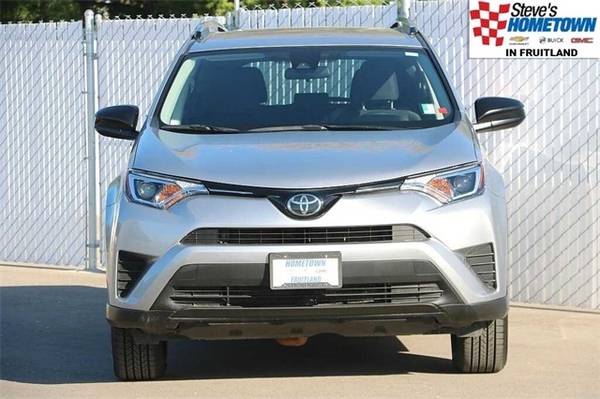 2018 Toyota RAV4 LE - - by dealer - vehicle automotive for sale in Fruitland, ID – photo 3