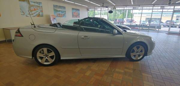 2010 Saab 9-3 2 0T 2dr Convertible - - by dealer for sale in Hazel Crest, IL – photo 8