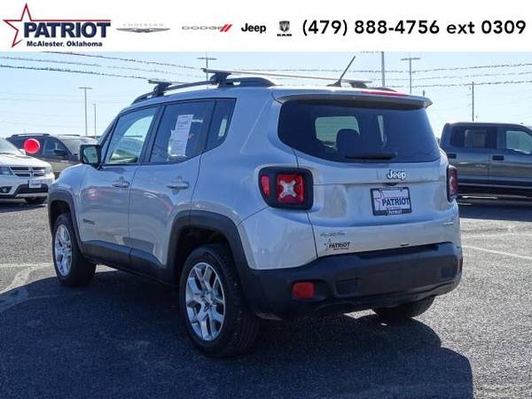 2016 Jeep Renegade Latitude - SUV - cars & trucks - by dealer -... for sale in McAlester, AR – photo 2