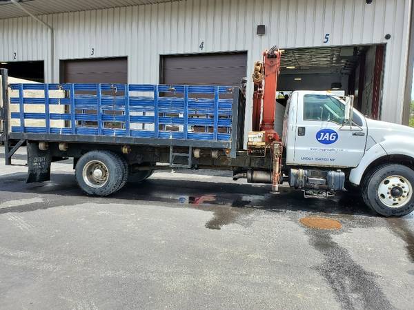 2001 F650 Rack Truck w/Ferrari 712AT Knuckle Boom and 1600 lb for sale in Gansevoort, NY – photo 3