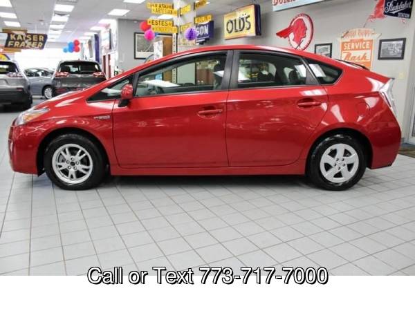 2010 Toyota Prius III 4dr Hatchback - cars & trucks - by dealer -... for sale in Chicago, IL – photo 4