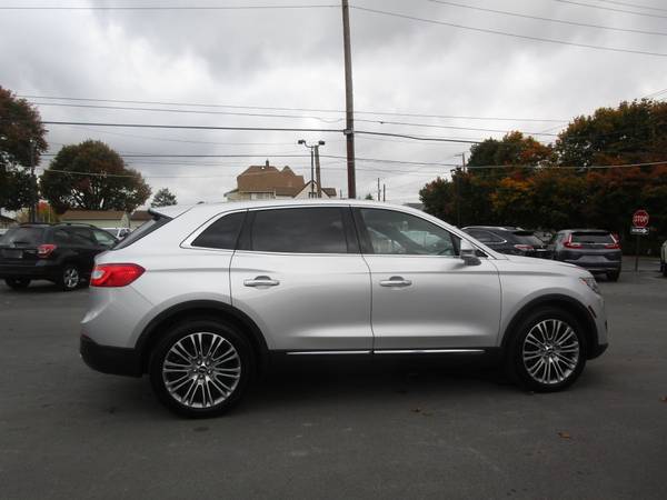 2016 LINCOLN MKX AWD - CLEAN CAR FAX - NAVIGATION - BACKUP CAMERA -... for sale in Moosic, PA – photo 3