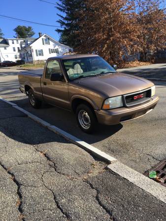2002 GMC Sonoma S-15,SL, 2WD, 93K - cars & trucks - by owner -... for sale in Worcester, MA