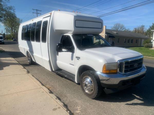 SHUTTLE BUS/1999 FORD F-550 SHUTTLE BUS WITH ONLY 74000 - cars & for sale in West Long Branch, NJ – photo 5