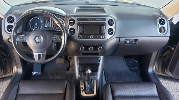 2012 Volkswagen Tiguan SE ( EXTRA CLEAN, NAVIGATION ) - cars &... for sale in Shawnee, MO – photo 7