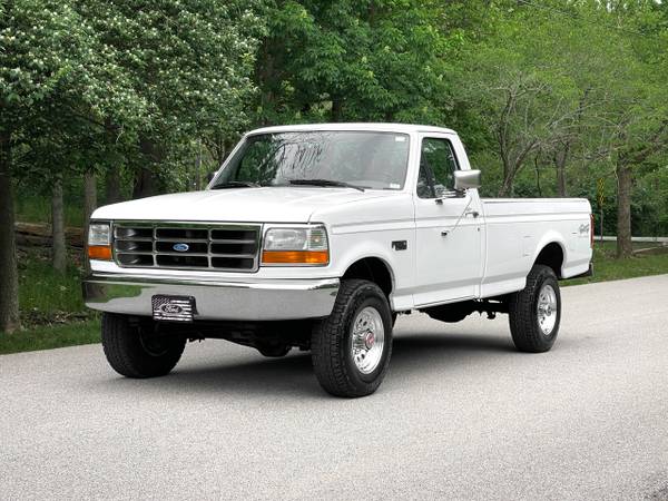 1994 Ford F-250 OBS 460 5-speed Manual 4x4 (94k Miles) - cars & for sale in Eureka, IL – photo 2