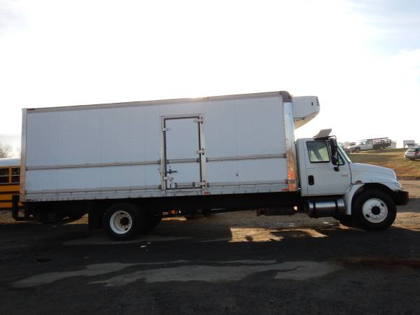 2005 International 4300 Refrigerated Box Truck Reefer DT466 - cars & for sale in Ruckersville, VA – photo 13