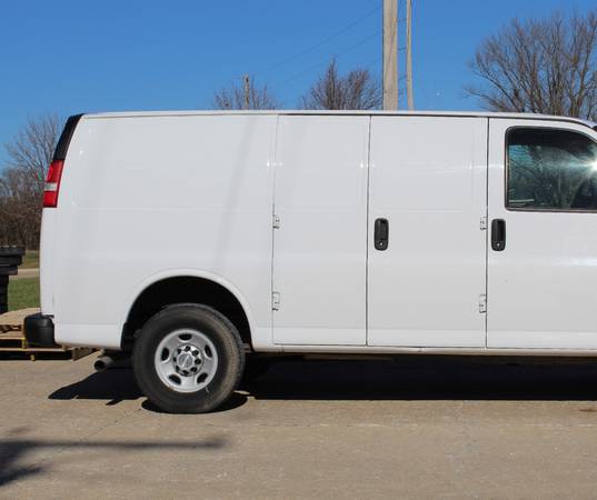 2500 Chevy Express Cargo Van - cars & trucks - by owner - vehicle... for sale in Moberly, MO – photo 4