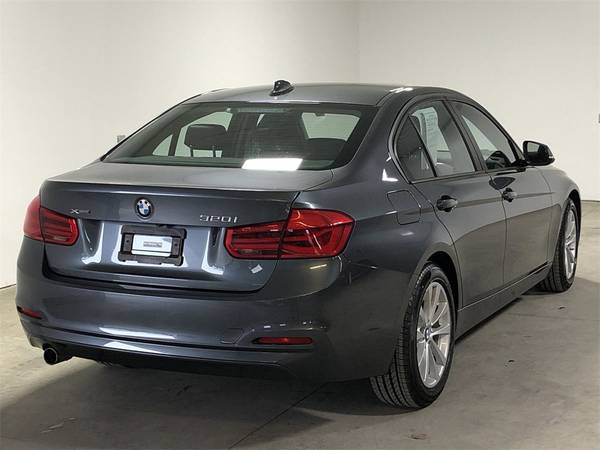 2018 BMW 3 Series 320i xDrive - - by dealer - vehicle for sale in Buffalo, NY – photo 7