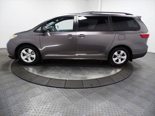 2016 Toyota Sienna - - by dealer - vehicle for sale in Hillside, NY – photo 8