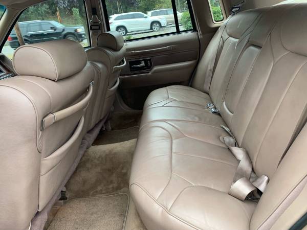 1992 Lincoln Town Car Signature 4DR Sedan, ONE OWNER! - cars & for sale in Lynnwood, WA – photo 17