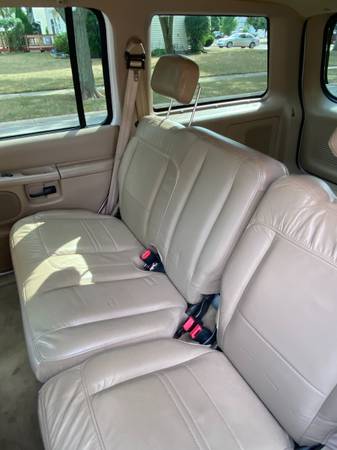 2000 Mercury Mountaineer for sale in Bolingbrook, IL – photo 12
