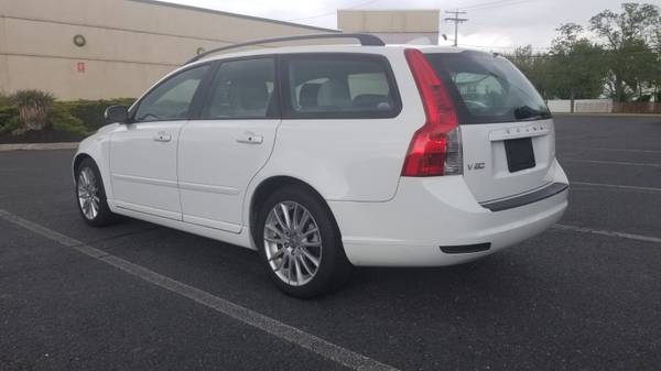 2010 Volvo V50, Station Wagon, Clean Title, One Owner, No Accidents for sale in Port Monmouth, NJ – photo 20