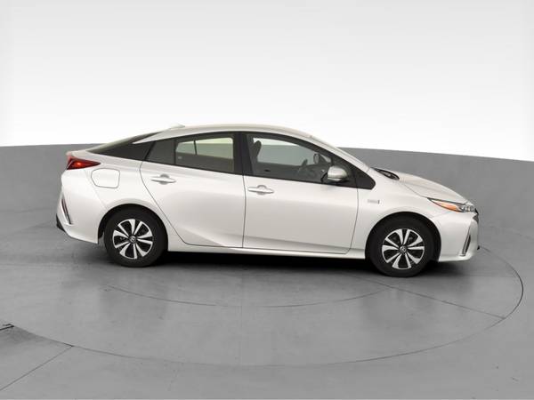 2018 Toyota Prius Prime Plus Hatchback 4D hatchback Silver - FINANCE... for sale in Bakersfield, CA – photo 13