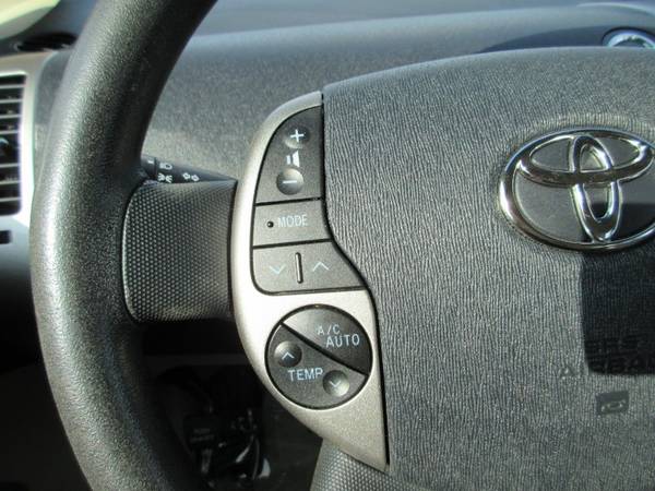 2008 Toyota Prius 4-Door Liftback - cars & trucks - by dealer -... for sale in Moorhead, ND – photo 17