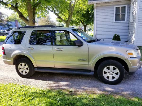 2008 Ford Explorer XLT for sale in Rochester , NY – photo 2