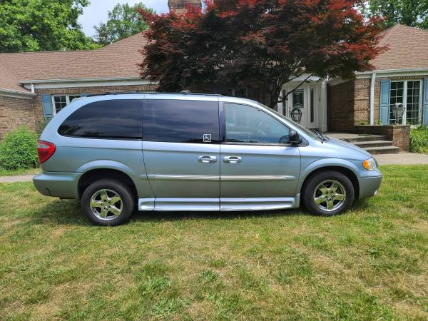 Very nice handicap van, MD state inspected - - by for sale in Burtonsville, District Of Columbia – photo 7