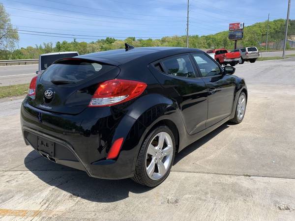 2015 Hyundai Veloster Hatchback - - by dealer for sale in Cleveland, TN – photo 12