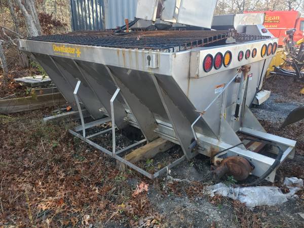 1995 International 4900 Dump Truck with Plow and Sander - cars &... for sale in Plymouth, MA – photo 8