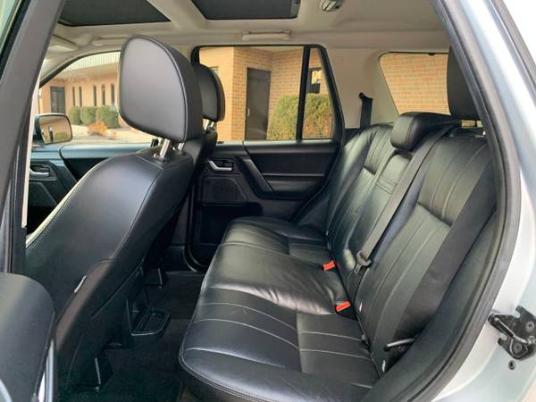 2012 LANDROVER LR2 SE AWD ONLY 77K-MILES 1-OWNER LEATHER - cars &... for sale in Elgin, IL – photo 13