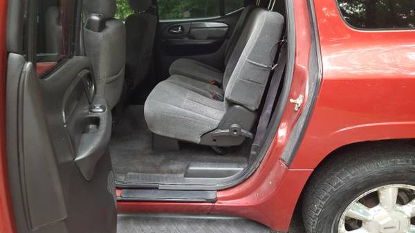 2005 GMC ENVOY XL (3rd Row Seats) for sale in Warsaw, IN – photo 3