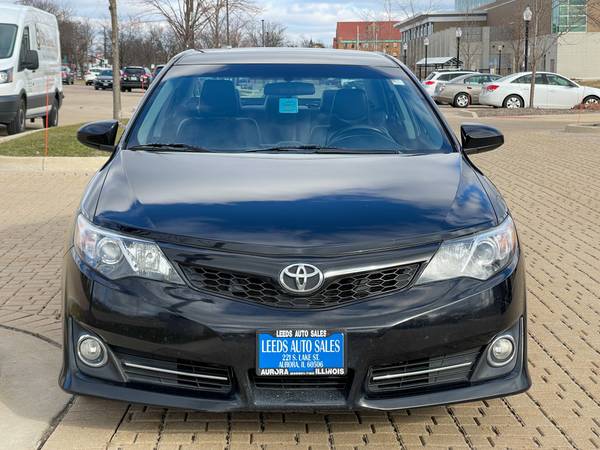 2013 Toyota Camry SE - cars & trucks - by dealer - vehicle... for sale in Aurora, IL – photo 4