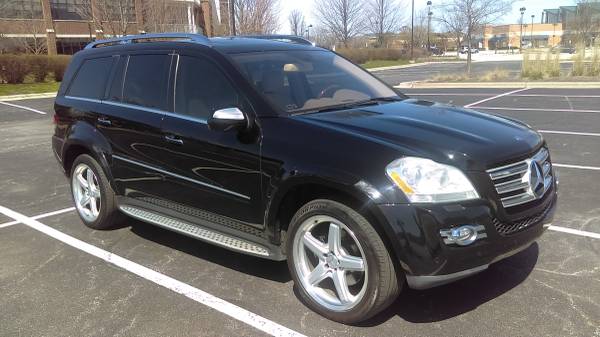 2009 Mercedes-Benz GL550 4-Matic AWD SUV - Black/Beige, EVERY OPTION... for sale in Deerfield, IL – photo 2