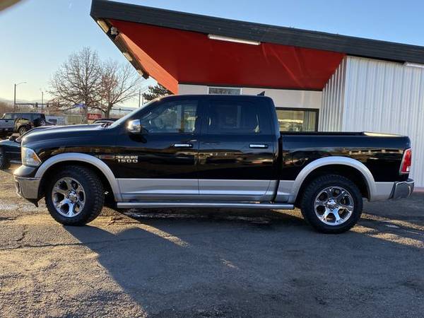 2015 Ram 1500 Crew Cab - Financing Available! - cars & trucks - by... for sale in Lakewood, CO – photo 2