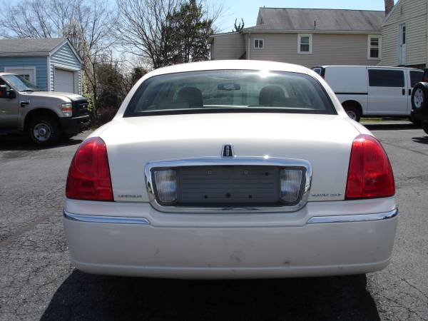 2007 Lincoln Towncar Designer Series for sale in New Cumberland, PA – photo 6