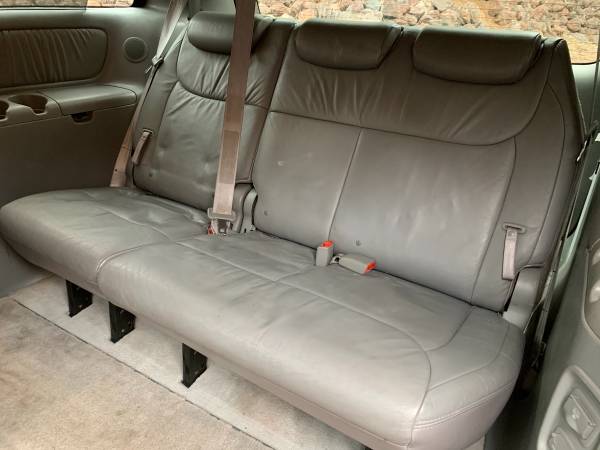 **LOW 84,000 MILE**2009TOYOTA SIENNA XLE W/LEATHER, REAR... for sale in Hurricane, UT – photo 8