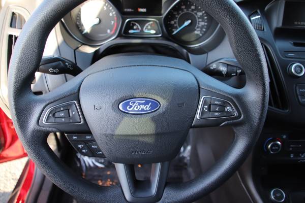 ➲ 2017 Ford FOCUS Sedan SE for sale in Sacramento , CA – photo 21