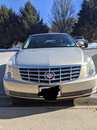 2008 Cadillac DTS 4D sedan V8 for sale in Frederick, MD – photo 2