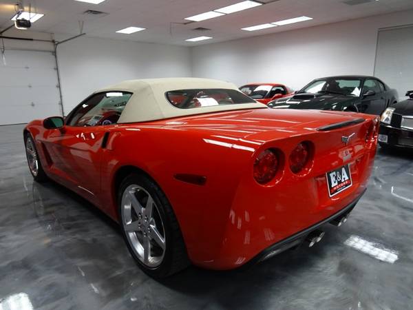 2005 Chevrolet Corvette Convertible *Only 33k* - cars & trucks - by... for sale in Waterloo, WI – photo 6