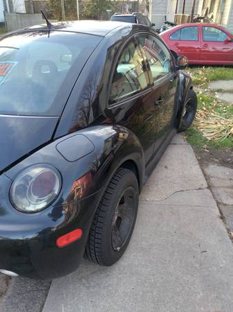 1998 Volkswagen Beetle - cars & trucks - by owner - vehicle... for sale in Rochester , NY – photo 4