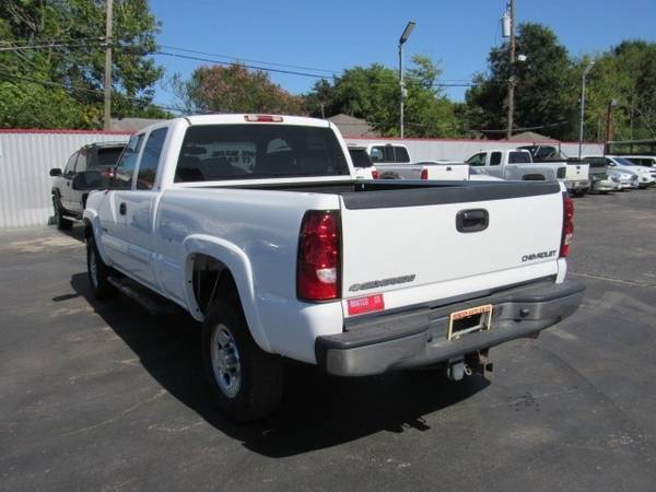 2004 Chevrolet Silverado 2500HD 2WD Extended Cab Standard Box Work Tru for sale in South Houston, TX – photo 8