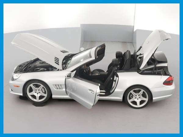 2011 Mercedes-Benz SL-Class SL 550 Roadster 2D Convertible Silver for sale in Albany, NY – photo 16