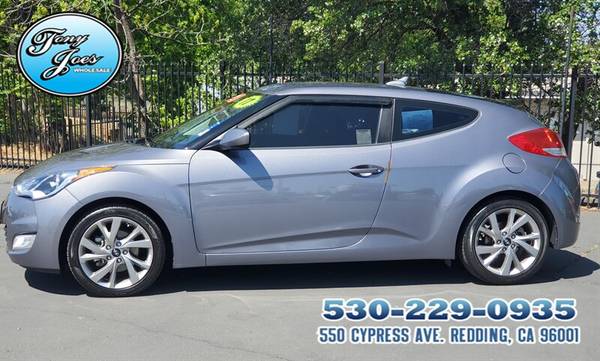 2017 Hyundai Veloster Coupe 3 DR, 27/37 MPG Only 56K miles for sale in Redding, CA – photo 2