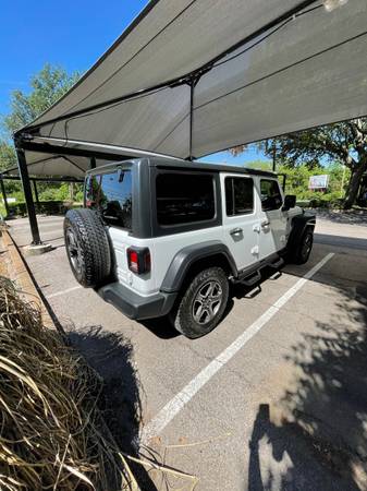 2018 Jeep Wrangler Sport 4WD - - by dealer - vehicle for sale in Austin, TX – photo 3