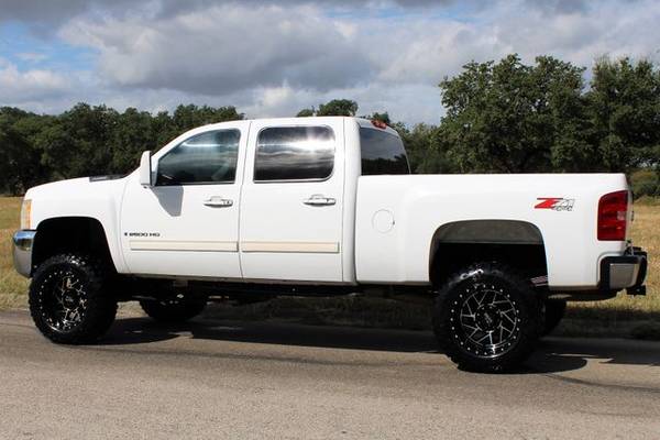 LIFTED! 2009 CHEVY 2500 6.6L DURAMAX 4X4 NEW 20" MOTO METALS! NEW 35s! for sale in Temple, ND – photo 6
