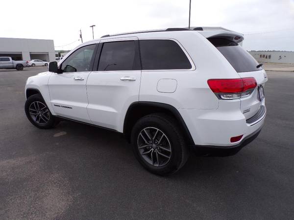 2018 Jeep Grand Cherokee Limited - - by dealer for sale in Brownwood, TX – photo 4