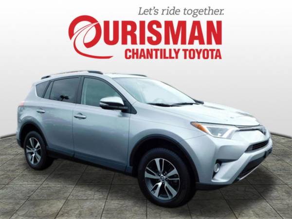 2017 Toyota RAV4 XLE**Ask About Our LIFETIME Warranty** Call For... for sale in CHANTILLY, District Of Columbia – photo 2
