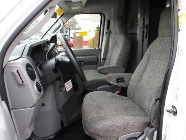 2016 Ford Econoline Commercial Cutaway E-450 18 FOOT, 24 PASSENGER for sale in South Amboy, DE – photo 13
