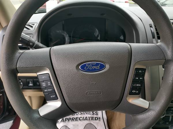 2011 Ford Fusion SE - - by dealer - vehicle automotive for sale in Erie, PA – photo 11