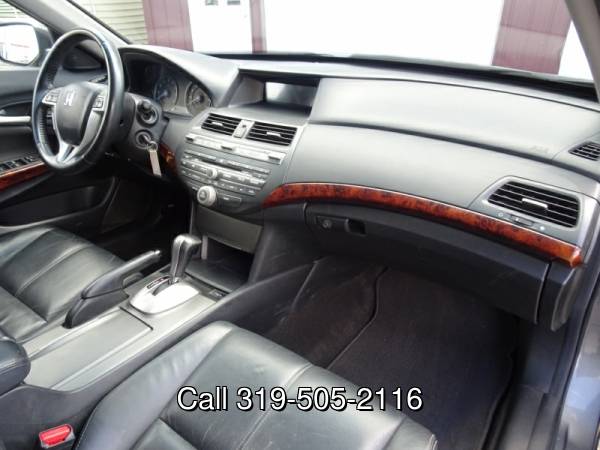 2010 Honda Crosstour 4WD EX-L - - by dealer - vehicle for sale in Waterloo, IA – photo 17