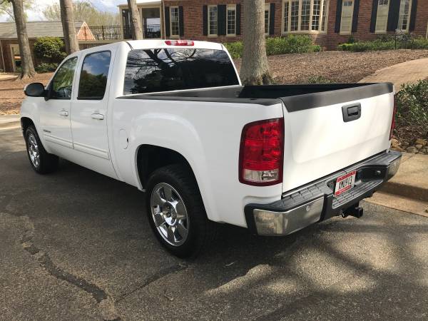2010 GMC SIERRA 1500 SLT - SUPER CLEAN/0 ACC/NEEDS NOTHING - cars & for sale in Peachtree Corners, GA – photo 11