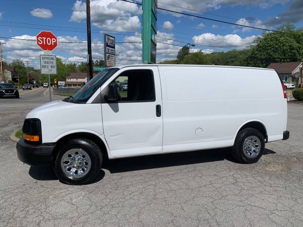 2010 Chevy Express 1500 Cargo Van 103, 000 Miles Warranty - cars for sale in Beaver Falls, PA – photo 2