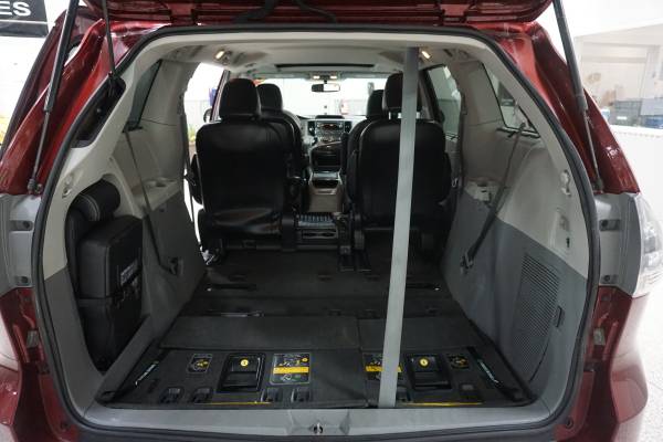 Back Up Camera/Seats Eight/Great Deal This 2013 Toyota Sienna for sale in Ammon, ID – photo 12